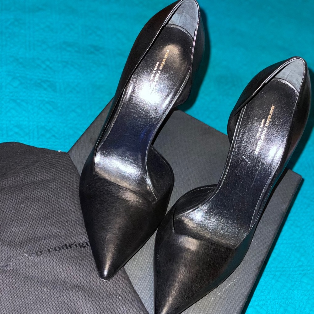 Narcisco Rodriguez pumps